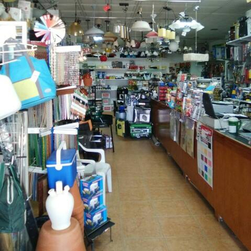 Ferretería Virgen del Castillo 1